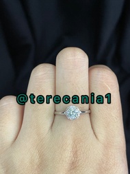 Cincin berlian eropa model solitaire Emas : 75% Berat emas : 1.70gram