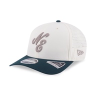 New Era หมวกรุ่น NEW ERA 9SEVENTY COLLECTION CHROME WHITE AND DARK GREEN 9SEVENTY STRETCH SNAP CAP
