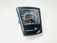 เรือนไมล์ C700 ซี700 B32