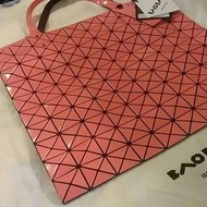 BAOBAO ISSEY MIYAKE