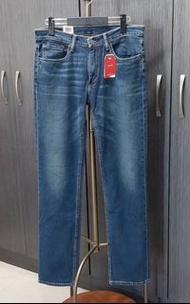 全新正品LEVIS514 男藍色水洗刷紋超彈性小直筒牛仔長褲（尺寸請詳內文）