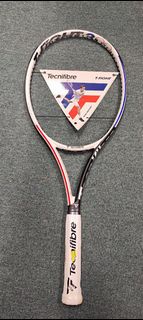 Tecnifibre T-Fight 300 grip 2 網球拍
