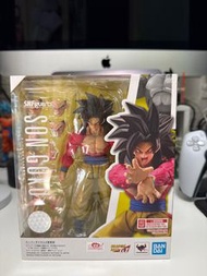 Bandai Shf 龍珠 GT 超級撒亞人 4 孫悟空