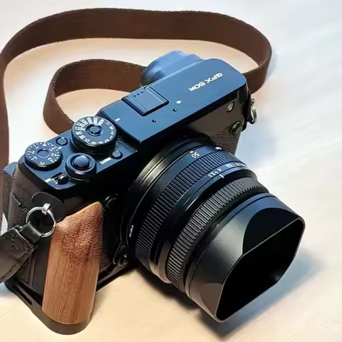 Metal Square Lens Hood with Metal Cap for Fujifilm GF 50mm F/3.5 R LM WR Lens --GFX50R Camera Access