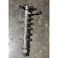 1GD 2GD Toyota Hilux Revo 2.4 2.8 Fuel Rail with pressure regulator switch and pressure sensor (USED