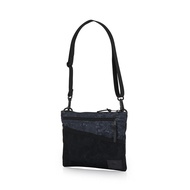 GREGORY Sacoche M Crossbody Bag 2L - Wildflower Black x White