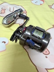 Daiwa Saltiga 7.3 釣魚捲線器8.5成新（連一個全新士啤杯）