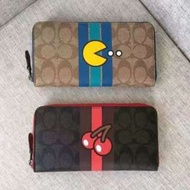 coach~outlet最新款pac man拉鍊長夾