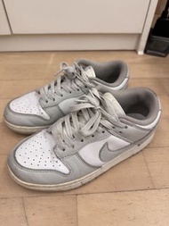 Nike Dunk Low Grey White
