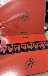 Anker 張凌赫聲聲有赫限定禮盒周邊  （不含耳機和充電線）