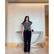 AT580 Queenstreet Vest Outer Top Embroidery Monochrome | Women's Short Sleeve Kimono Vest Top with E