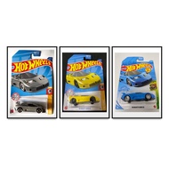 Hot Wheels - Exotics - '94 Bugatti EB110 SS Blue; Turbo - '94 Bugatti EB110 SS Silver & Yellow (39)