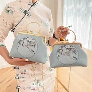 sling bag woman puffer bag Cheongsam bag Chinese style gift for Mrs. Kuo mother, crossbody Hanfu retro style hand-held gold versatile women's bag