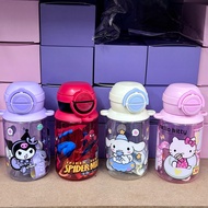 Botol Air Sanrio Smiggle 650ml Botol Tritan Bebas BPA Botol Air Anak Botol Minum Ganda Sedotan*%