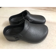 Men's Lightweight Clogs shoes (Black )- /Kasut Clog lelaki (Hitam -)