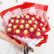 豪華版30顆金莎花束 紅色包裝(酒紅色花棒) 附燈串