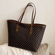 1716 ( READY STOCK ) PU SLING BAG EU FASHION HOUSE