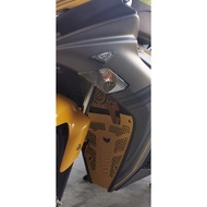 Y16ZR / Y16 Engine Cover Protector Sampan Cover Enjin Cover (Carbon/Black) YAMAHA Y16Z Y16ZR