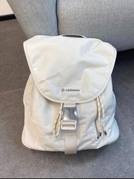 全新🌸 Lululemon抽繩水桶10L防水 多隔層設計 抽繩水桶包 白色