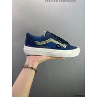 Vans Classics Knu Skool Casual Shoes