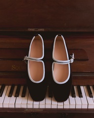 Lisa buckle me แมรี่เจนผ้ากำมะหยี่ สีสันสดใสน่ารักมากก