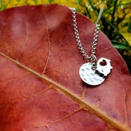 V35款-做不出一樣的銀項鍊-銀圓片+小豬-925純銀項鍊-御匠敲飾