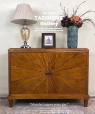 TAZU十一月超級震撼特價精選：法式復古全實木典雅多功能實用餐邊櫃，邊櫃，也可做鞋櫃，做工精緻，線條簡約優雅大方，收納空間大，實用又高貴美觀 原價$5800 124.5x43 x90.5H cm