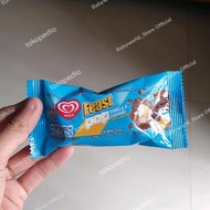 Wall's Feast Pop mini VANILA CARAMEL walls ice cream es krim isi 2 pcs