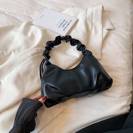 Popular Niche Bag Women's Bag Shoulder Underarm Bag Pleated Handbag Black One