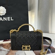 CHANEL 23B Handle boy 20  - 黑金