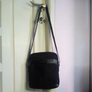 Sling BAG GILES N BROOKS SLING BAG