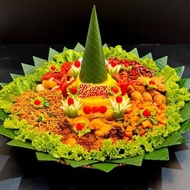 nasi tumpeng / nasi tumpengan / nasi hajatan / nasi kuning / nasi semarang