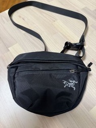 Arc’teryx mantis 1 waist bag crossbody bag 舊版