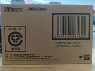 SHF真骨雕 幪面超人OOO蟲系 Gatakiriba Combo