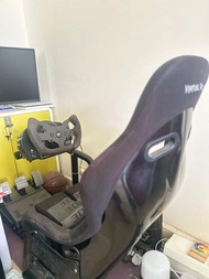T300rs 連賽車架及asus 32吋曲mon forza