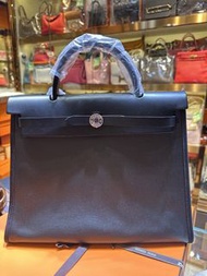 未使用品 Hermes Herbag 31 黑色防水料黑色皮銀扣手挽斜咩袋🤩