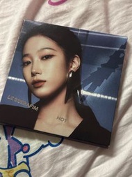 LE SSERAFIM HOT 專輯