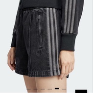 Adidas ADICOLOR FIREBIRD三間牛仔短褲全新