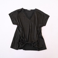 Spring Summer New Style Ladies V-Neck Bat Short-Sleeved Satin Stitching Shirt Fashionable Unique Tre
