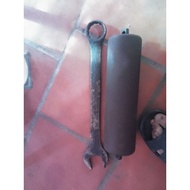 Roller roller D87L300 core 20 mm weighs 2.8kg