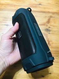 多功能無線藍牙喇叭（手電筒、收音機功能）Multifunctional wireless bluetooth speaker (flashlight, radio function)