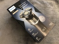 Philips Shaver Extra Skin Protection  5000X, Rechargeable Wet & Dry Shaver with Precision Trimmer an