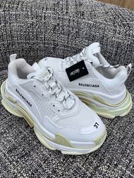 巴黎世家老爹鞋