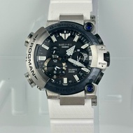 Casio G-Shock MRG 30TH Anniversary KOMATSU Kazuhito Frogman MRG-BF1000EB-1A Set