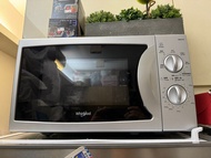 外表新淨Whirlpool microwave MM260X (Microwave function is not work, Grill function is ok)銀色惠而浦微波加焗爐 （微波功