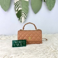 CHANEL 25b Handle 奶茶色 WOC 晶片款
