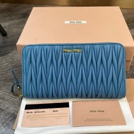 Miumiu 繆繆 經典褶皺長款拉鍊錢包 錢夾 手包 藍色 尺寸約20*2*10cm