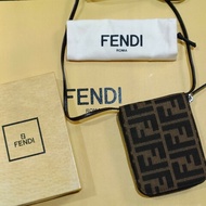 Vintage FENDI 可斜背式短夾 WOC