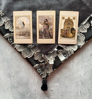 由日本占卜師　純手工製作的　塔羅牌桌布　Made in JAPAN