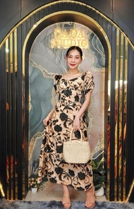 เดรสไหมอิตาลี 3 D คอหัวใจลายดอกกระโปรงเอ No 280